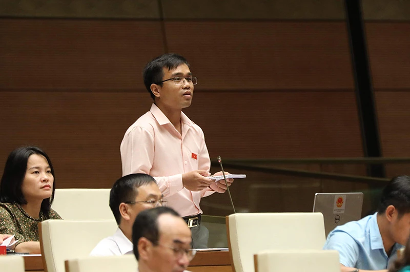 Bộ trưởng TT&TT trả lời về xử lý sai phạm của báo chí ảnh 1