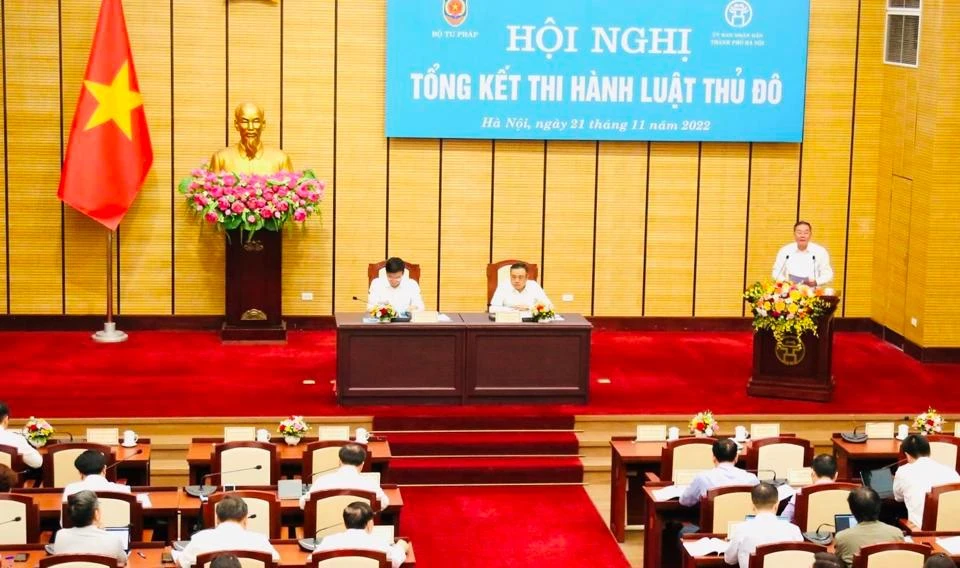Quang cảnh hội nghị tổng kết thi hành Luật Thủ đô sáng ngày 21-11. Ảnh: TP