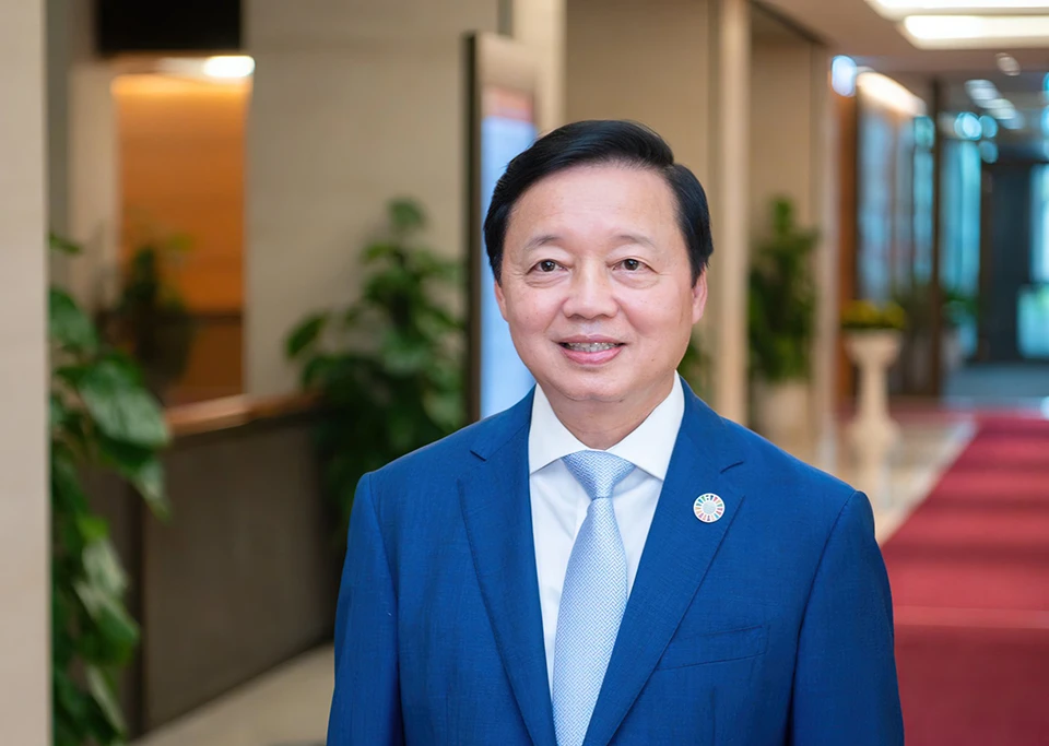 Tân Phó Thủ tướng Trần Hồng Hà. Tân Phó Thủ tướng Trần Hồng Hà.