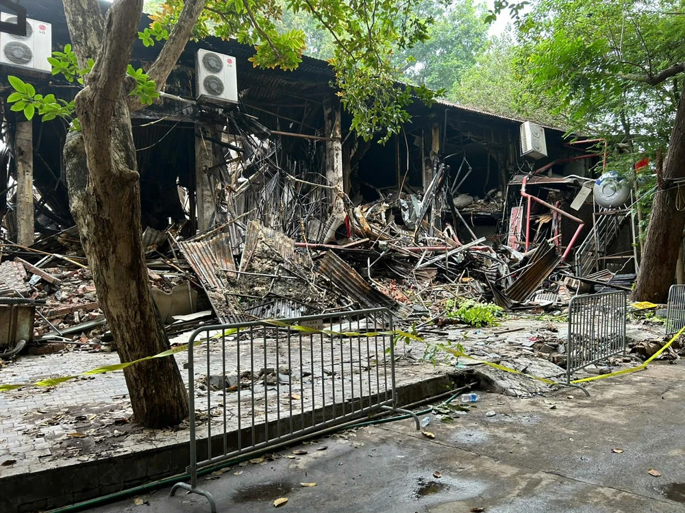 Vụ cháy quán bar ở Hà Nội: Hai chiến sỹ cứu hỏa bị thương nhẹ