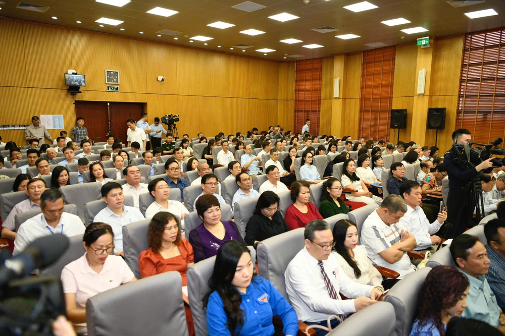 Tổng Bí thư Tô Lâm tiếp xúc với cử tri các quận Hai Bà Trưng, Ba Đình, Đống Đa