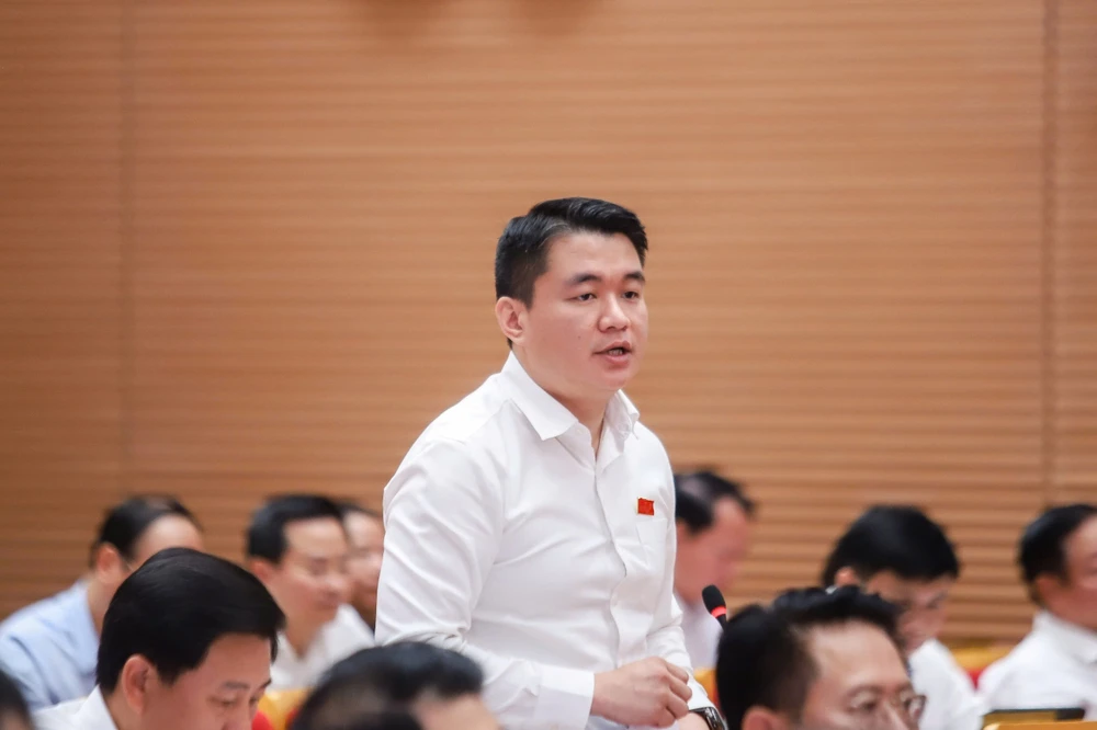 dự án đường Vành đai 1 (đoạn Hoàng Cầu - Voi Phục) được mệnh danh là 'con đường đắt nhất hành tinh'