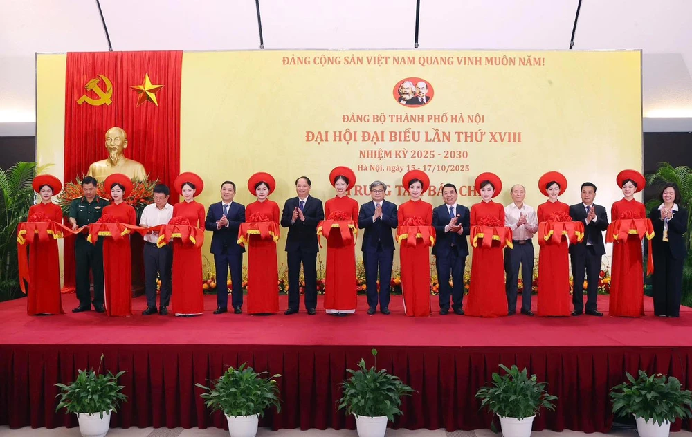 dai-hoi-dang-bo-tp-ha-noi-lan-thu-xviii-2.jpg