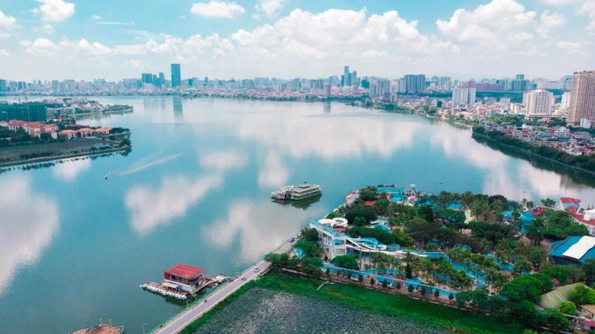 duong-ven-ho-tay.jpg