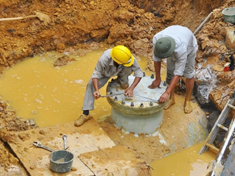 Khắc phục sự cố vỡ ống nước