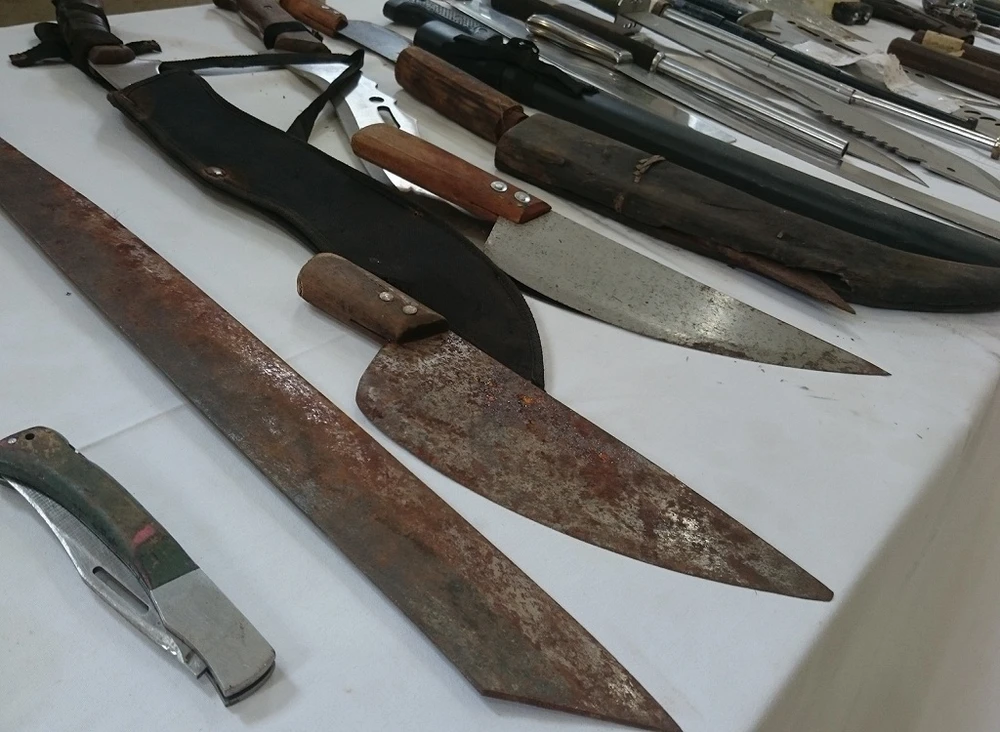 141 Hà Nội thu giữ được cả một 'kho' vũ khí các loại ảnh 2