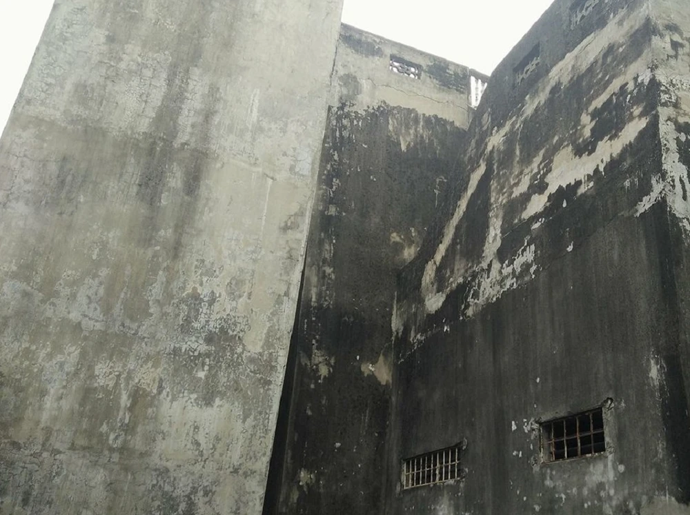 Hà Nội: Khiếp vía ngôi nhà nghiêng... 60 cm chờ đổ sập ảnh 3