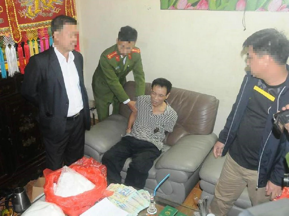 Xuất khẩu lao động về, tự chế hàng chục kg ma túy ảnh 1