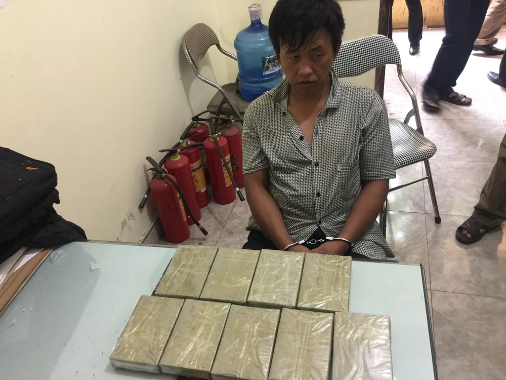 Vận chuyển 9 bánh heroin lấy 45 triệu tiền công ảnh 1