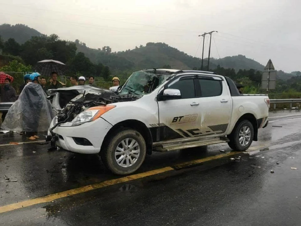 Tai nạn thảm khốc trên cao tốc, 2 cha con thương vong ảnh 1