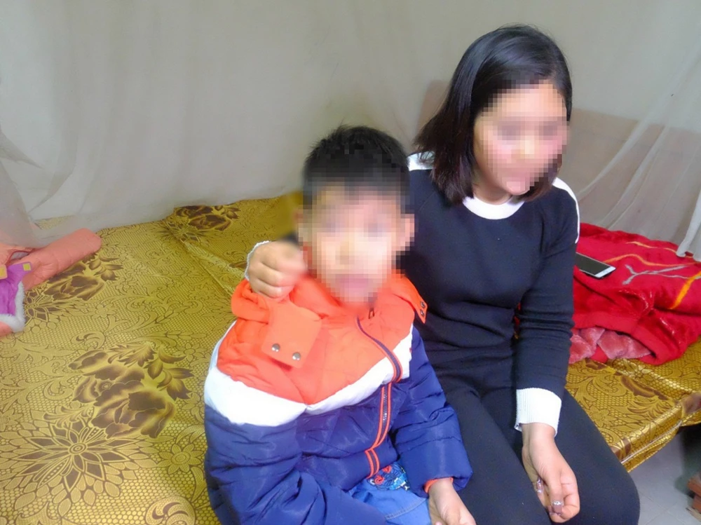 Bé trai bị bạo hành: 'Cha hứa không được đánh con nữa!' ảnh 1