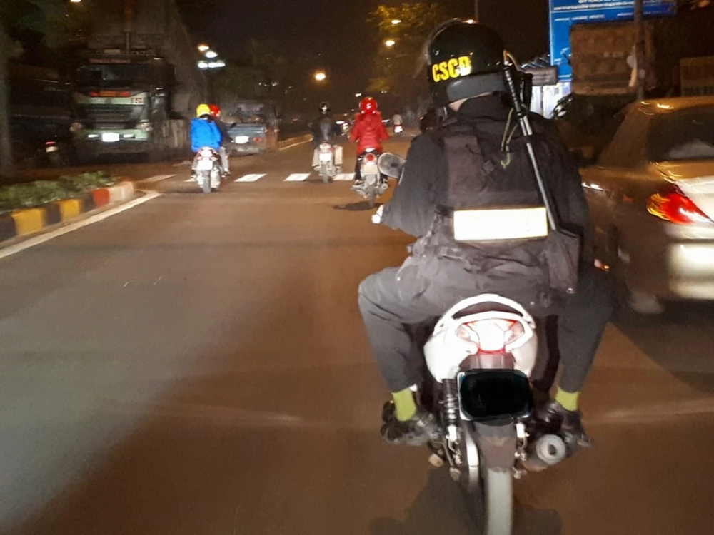 U23 VN vào chung kết, tung toàn bộ quân số chống đua xe ảnh 1