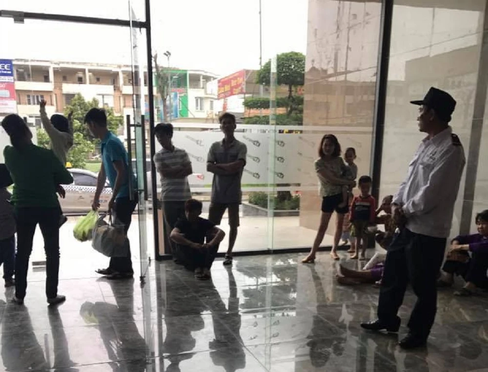 Sản phụ khóc nức nở vì chuông báo cháy liên tục kêu ảnh 1