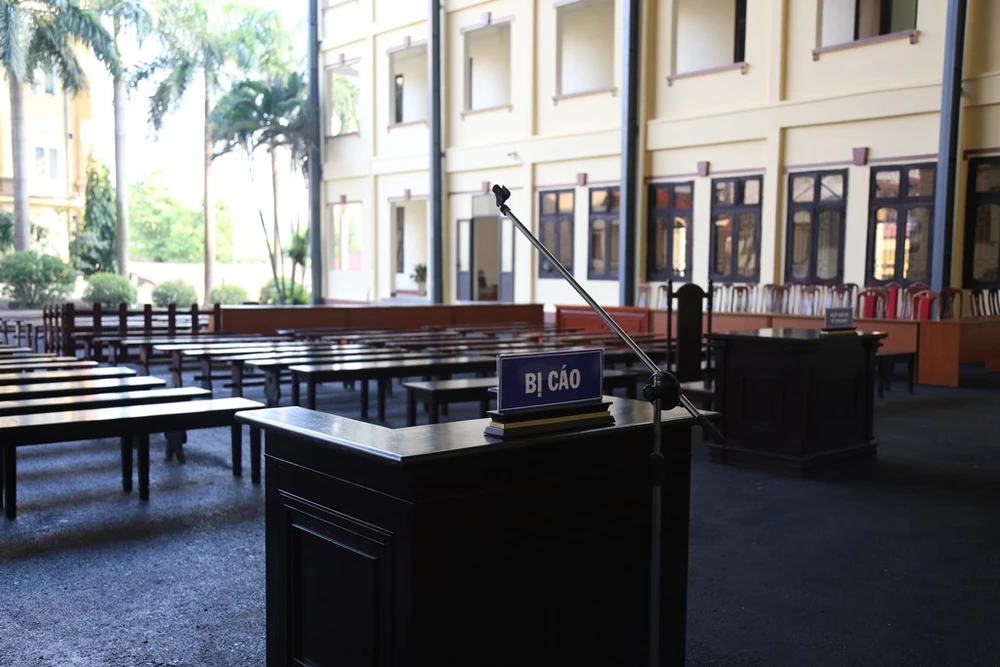 Cận cảnh sân tòa 1.000 m2 xét xử cựu tướng Phan Văn Vĩnh