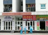 2 vợ chồng dương tính COVID-19, cả tòa chung cư phải khử trùng