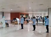 TP.HCM lấy mẫu giám sát COVID-19 người làm việc tại sân bay