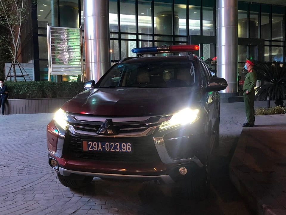 Ông Trịnh Văn Quyết bị bắt, công an khám xét 21 địa điểm ảnh 6