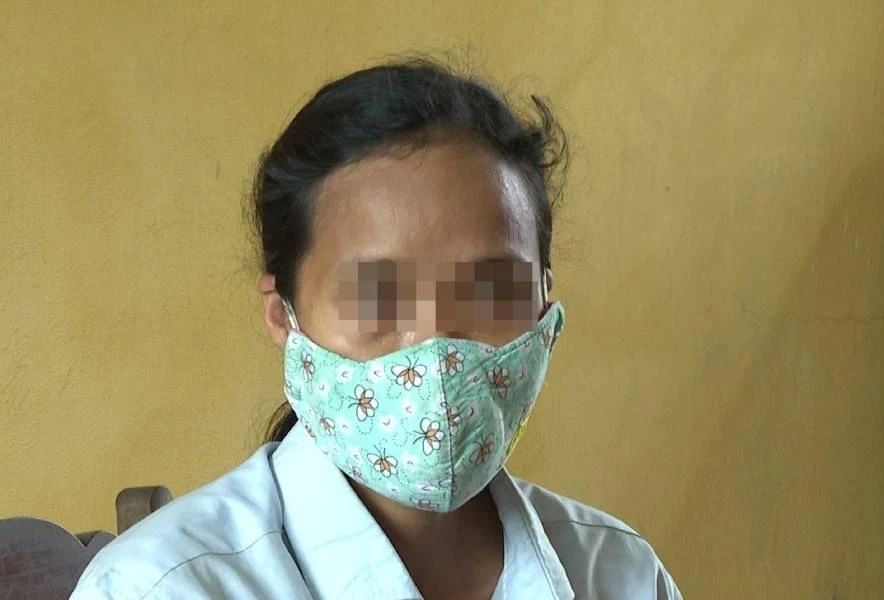 Lê Thị Xuân tại cơ quan công an. Ảnh: CA