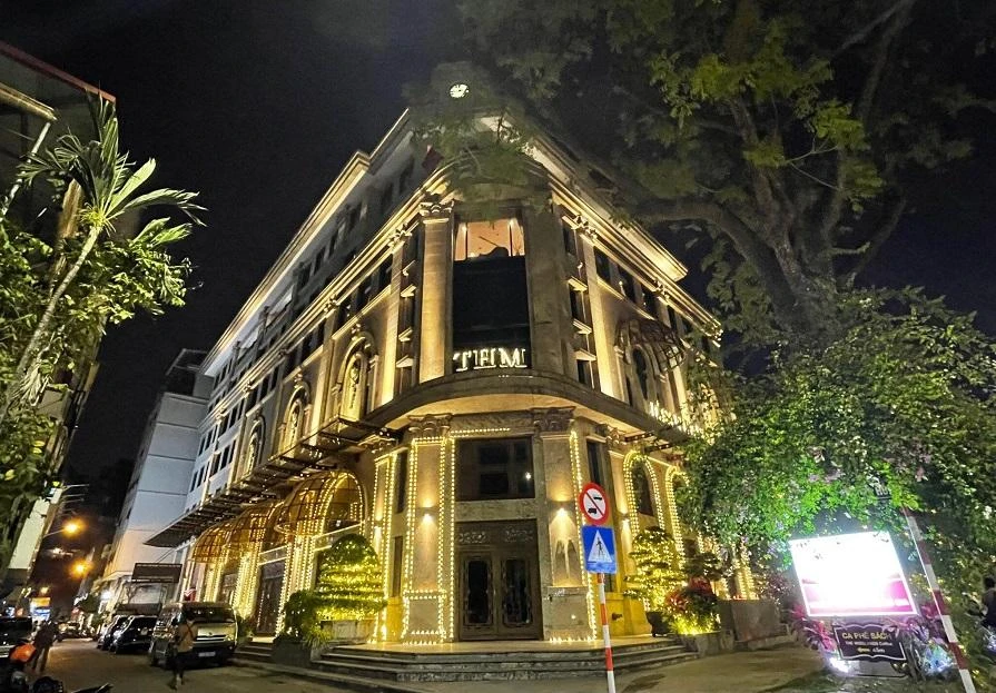 Văn phòng Tân Hoàng Minh tại các chi nhánh trên toàn quốc sẽ tạm ngừng hoạt động kinh doanh từ 1-7. Ảnh: Minh Trúc