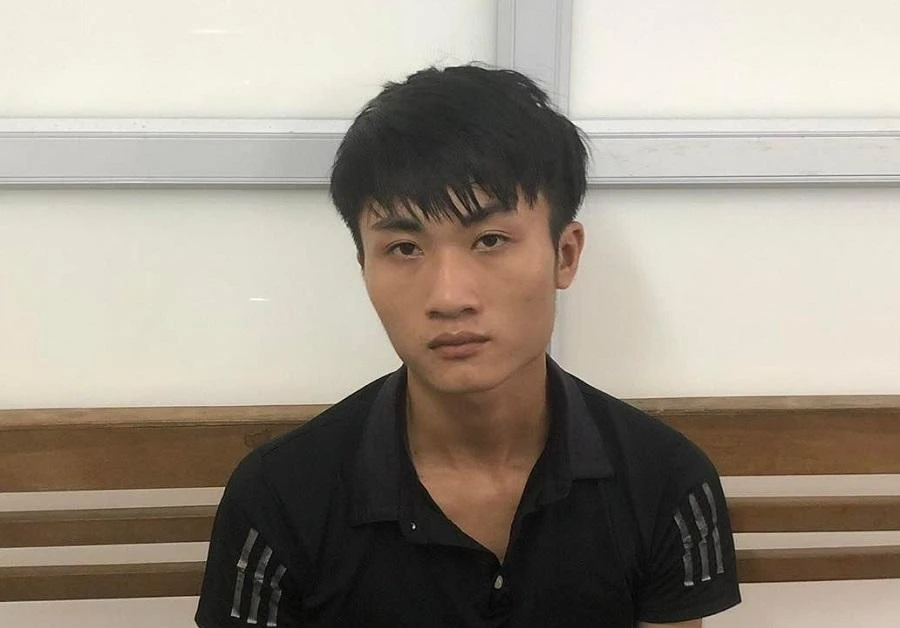 Nguyễn Văn Hưng tại cơ quan công an. Ảnh: CA