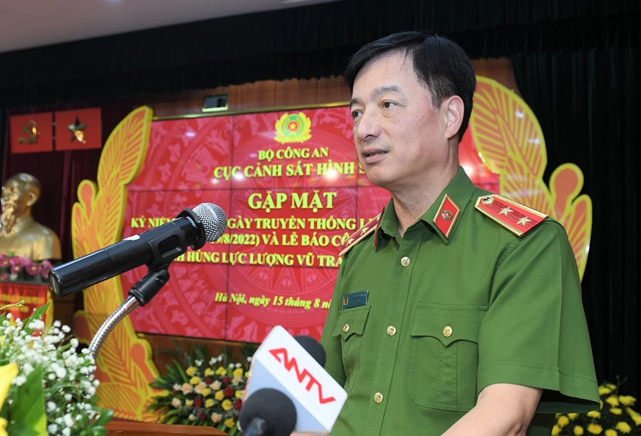 Thứ trưởng yêu cầu tăng cường xây dựng lực lượng Cảnh sát hình sự theo Nghị quyết số 12 của Bộ Chính trị. Ảnh: BCA