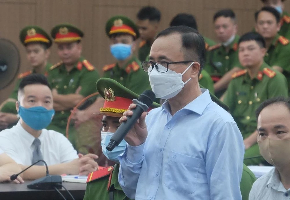 Bị cáo Trần Văn Nam, cựu bí thư Tỉnh ủy Bình Dương - Ảnh: UYÊN TRANG