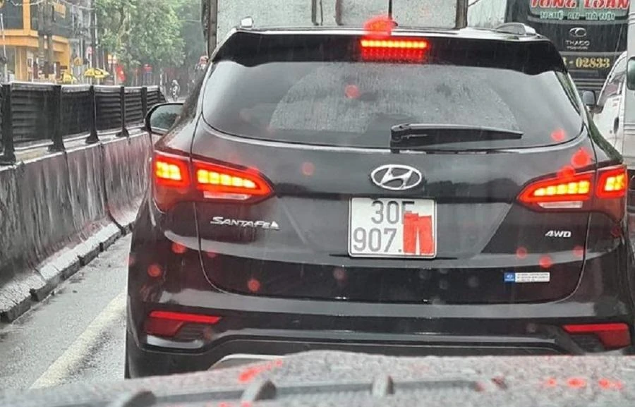 CSGT toàn quốc sẽ tăng cường xử lý hành vi che mờ biển số. Ảnh: FB