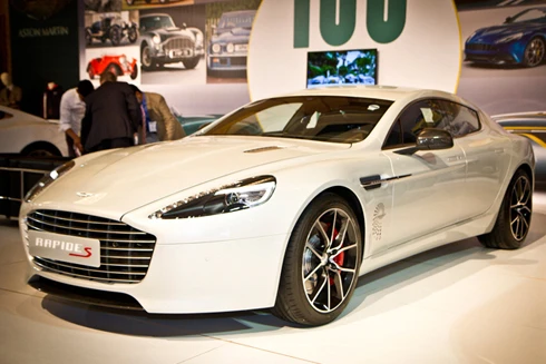 Những công nghệ xe hơi bạn mong muốn trở thành tiêu chuẩn ảnh 5