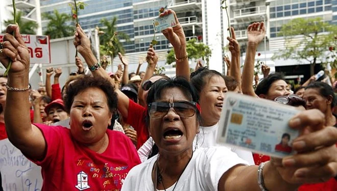 Thái Lan: Hàng chục ngàn 'Áo đỏ' đang xông vào Bangkok ảnh 1 Thái Lan: Hàng chục ngàn 'Áo đỏ' đang xông vào Bangkok ảnh 1
