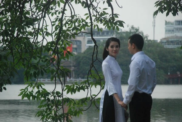 Vẻ đẹp Hà Nội thanh bình đón mừng sinh nhật Bác! ảnh 1