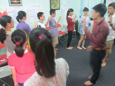 Người lạ rình rập, hỏa hoạn: Con bạn đã biết cách phòng tránh? ảnh 3