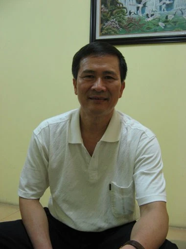 Về Hội đồng 18 người phục vụ một thí sinh thi Sử ảnh 2