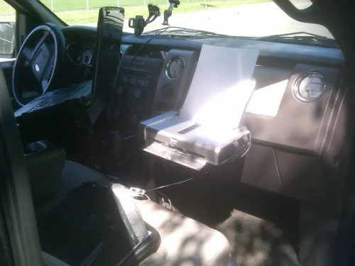 Biến xe hơi thành văn phòng di động