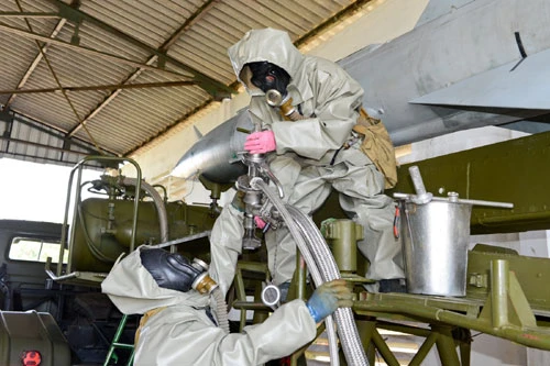 Huấn luyện dây chuyền sản xuất đạn Tên lửa C75 ở Trung đoàn 274