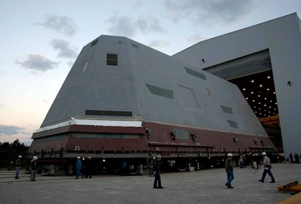 Cận cảnh chiến hạm tàng hình 3,5 tỷ USD của Mỹ ảnh 5