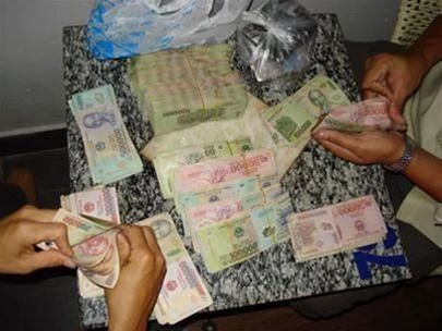 Thua cá độ bóng World Cup, nam thanh niên uống thuốc độc tự tử ảnh 1