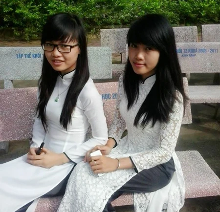 Nữ thủ khoa và bài Văn 10 điểm về tình hình biển Đông ảnh 2