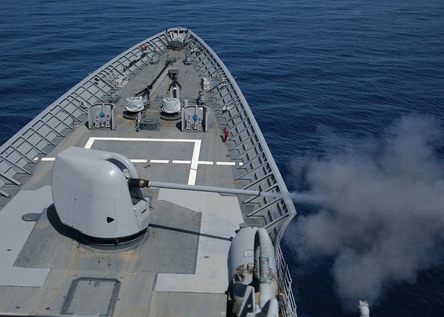 Những điều ít biết về chiến hạm Mỹ mang tên thành phố Việt Nam ảnh 4