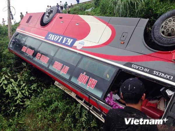 Quảng Ninh: Tai nạn giao thông nghiêm trọng, 5 người thương vong ảnh 1