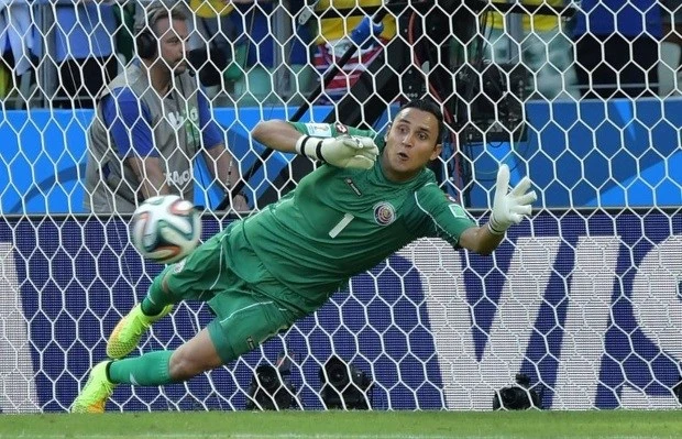 Chuyển nhượng 20/7: Rooney phải ra đi, Casillas tới Arsenal? ảnh 2