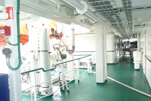 Bên trong khoang điều khiển tàu Kiểm ngư-781 hiện đại nhất VN ảnh 3