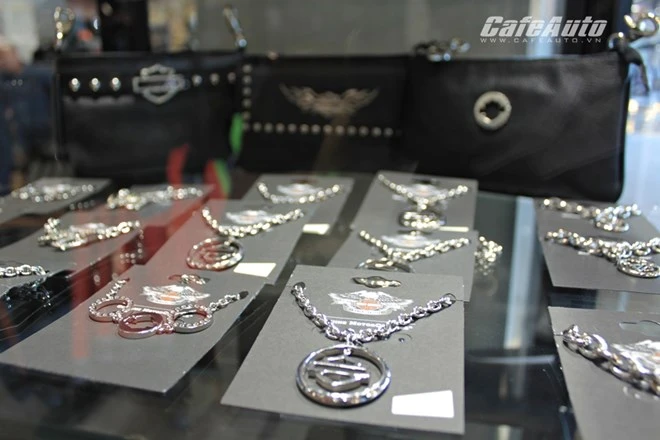 Thăm showroom Harley Davidson đầu tiên ở Sài Gòn ảnh 12