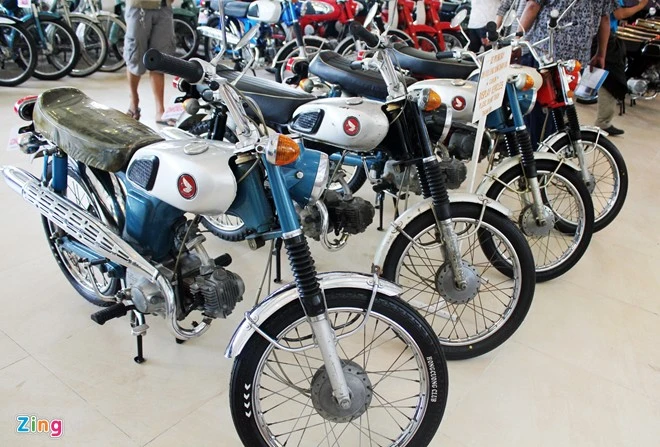 Những chiếc Honda 68, mã khung CL50. Đây là dòng xe được phát triển từ Honda 67 nhưng hộp số cải tiến còn 4 số. Điểm khác biệt so với Honda 67 là cây pô vắt lên cao. Thiết kế này khiến xe dễ dàng đi qua đoạn đường ngập nước mà không bị chết máy.