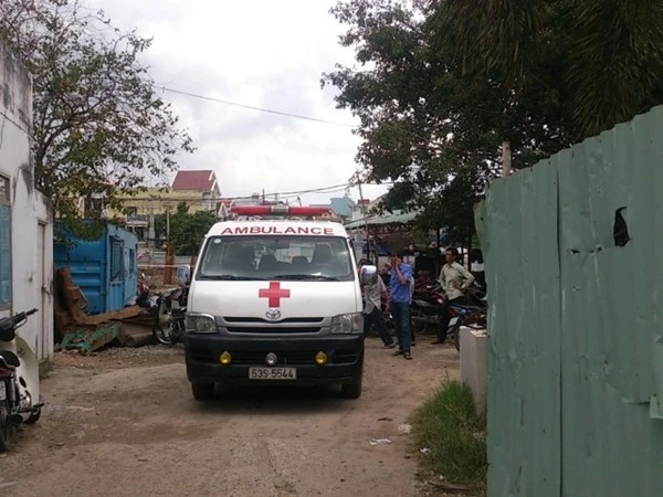 Hãi hùng phát hiện đồng nghiệp tử vong trên giường ngủ ảnh 2