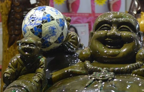 Tượng Phật bằng gỗ thủy tùng nặng hàng tấn ở Đà Nẵng ảnh 7