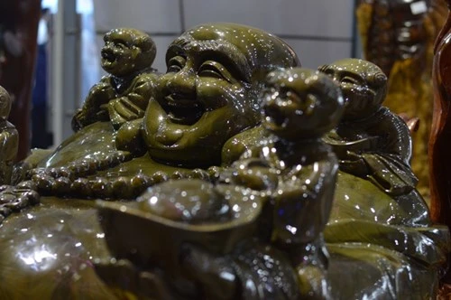 Tượng Phật bằng gỗ thủy tùng nặng hàng tấn ở Đà Nẵng ảnh 8