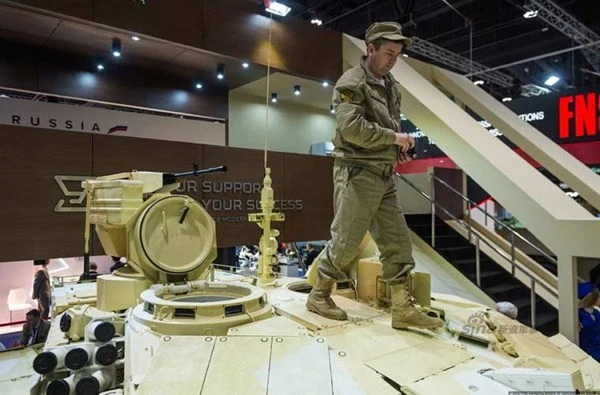 Chiêm ngưỡng vũ khí tối tân Nga chào bán tại UAE ảnh 14