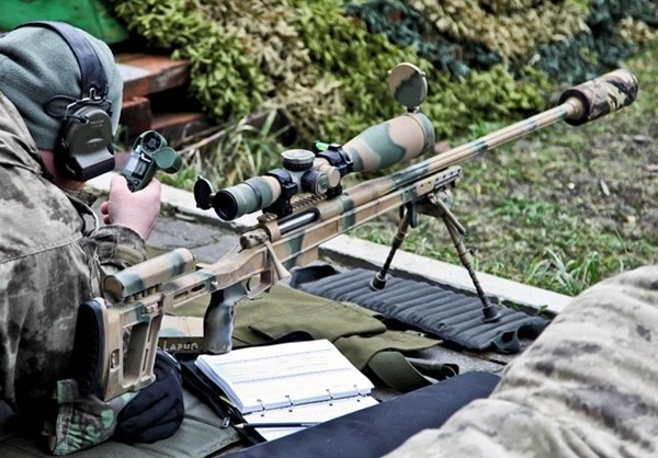Hé lộ về 'quái vật bắn tỉa' ORSIS T-5000 của Nga ảnh 5