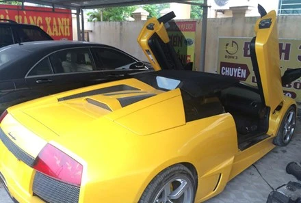 Siêu xe Lamborghini bị thu giữ