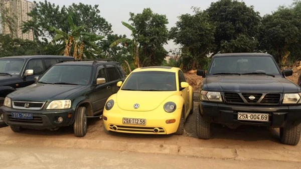 Thu giữ siêu xe Lamborghini dùng giấy tờ giả của đại gia phố núi ảnh 5